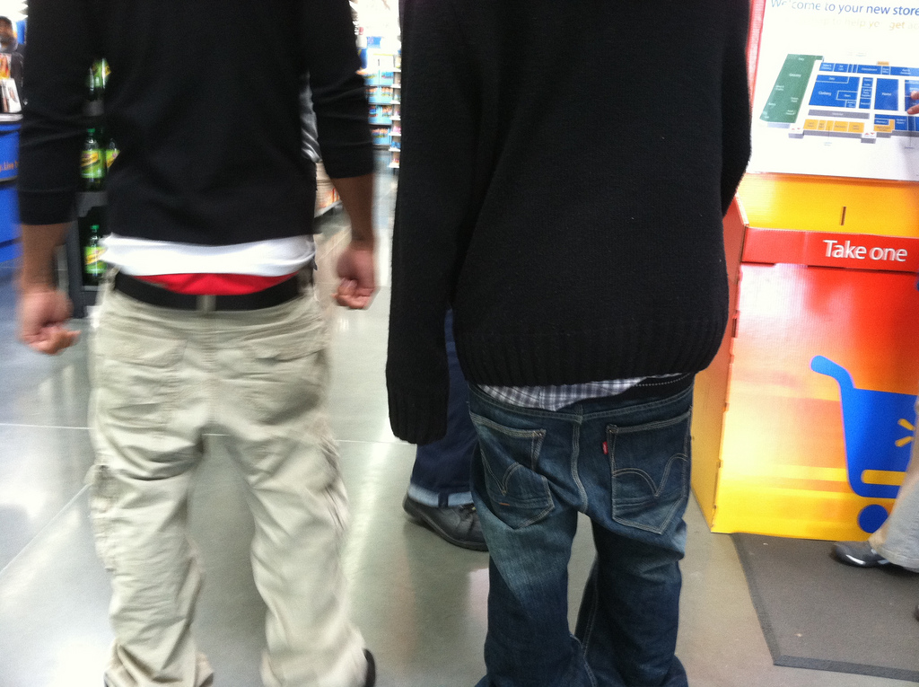 sagging pants